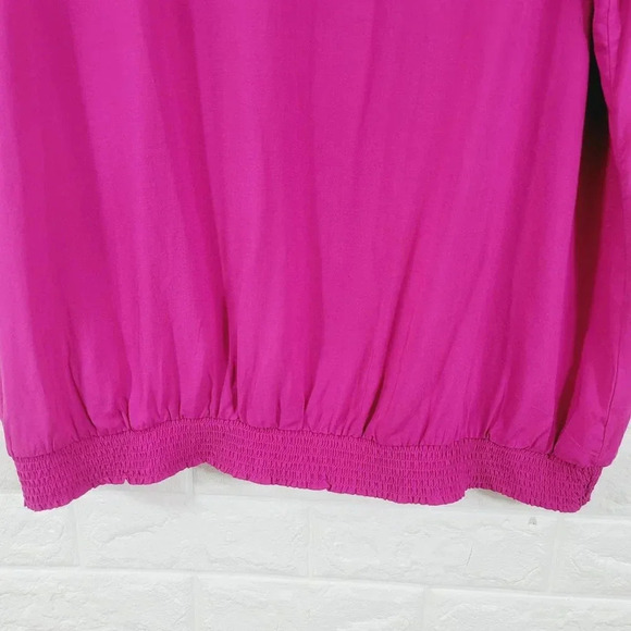 A.n.a Women's Sleeveless Eyelet Top Blouse V-Neck Elastic Hem Purple Size XL NWT - Picture 3 of 5